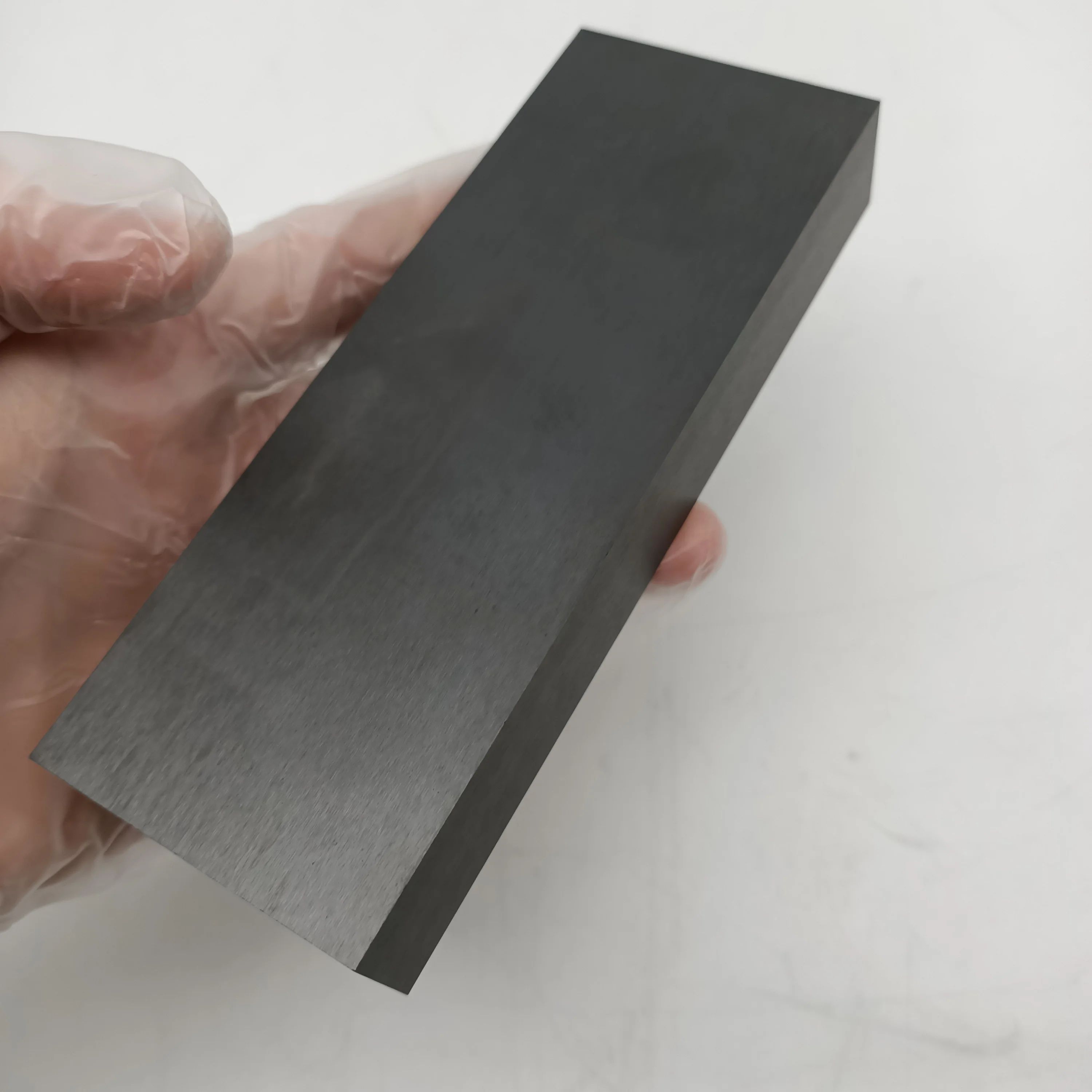 Refractory materials si3n4 silicon nitride bonded silicon carbide brick