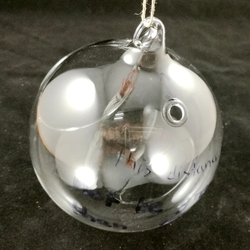 Factory Wholesale In Stock Cheap Clear Glass Xmas Ball Tealight Holder/Ball Pendant Tealight Holder/Ball Candle Holder for Home