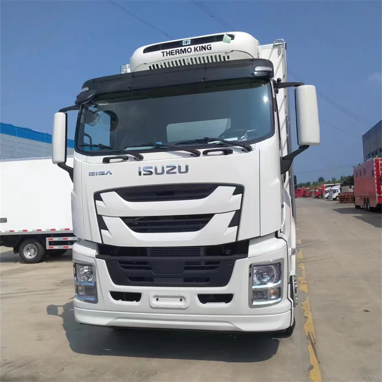 Popular ISUZU 7.6M refrigerator truck freezer vehicle cold box truck chill car refrigerated van furgoneta frigorific