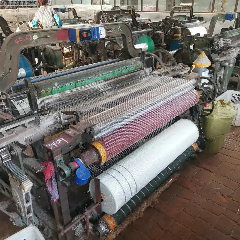 China made interior and exterior mesh fabric concrete fiberglass mesh fabric