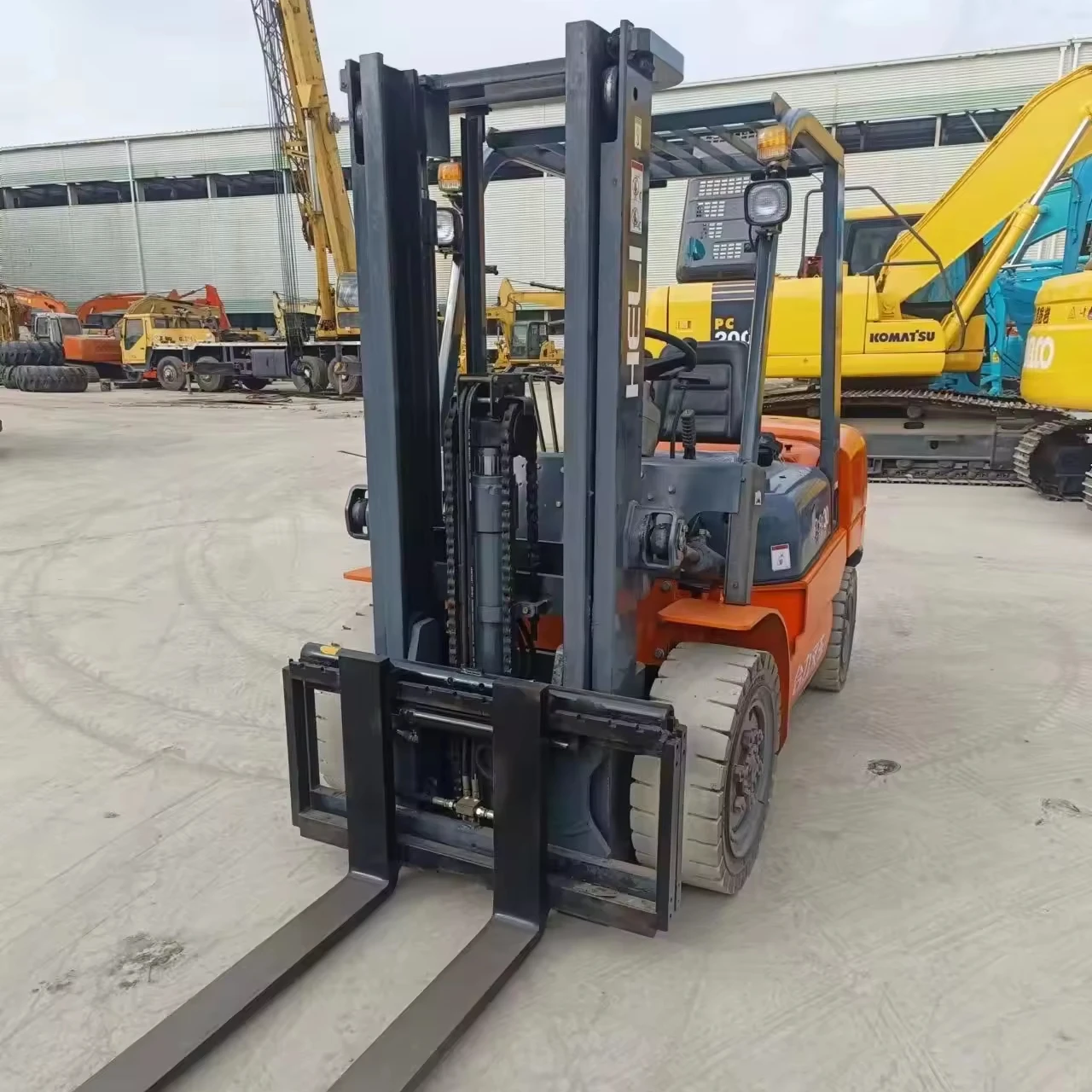 Made in China used Heli 3 tons of forklift with good condition good price high quality high performance for sale