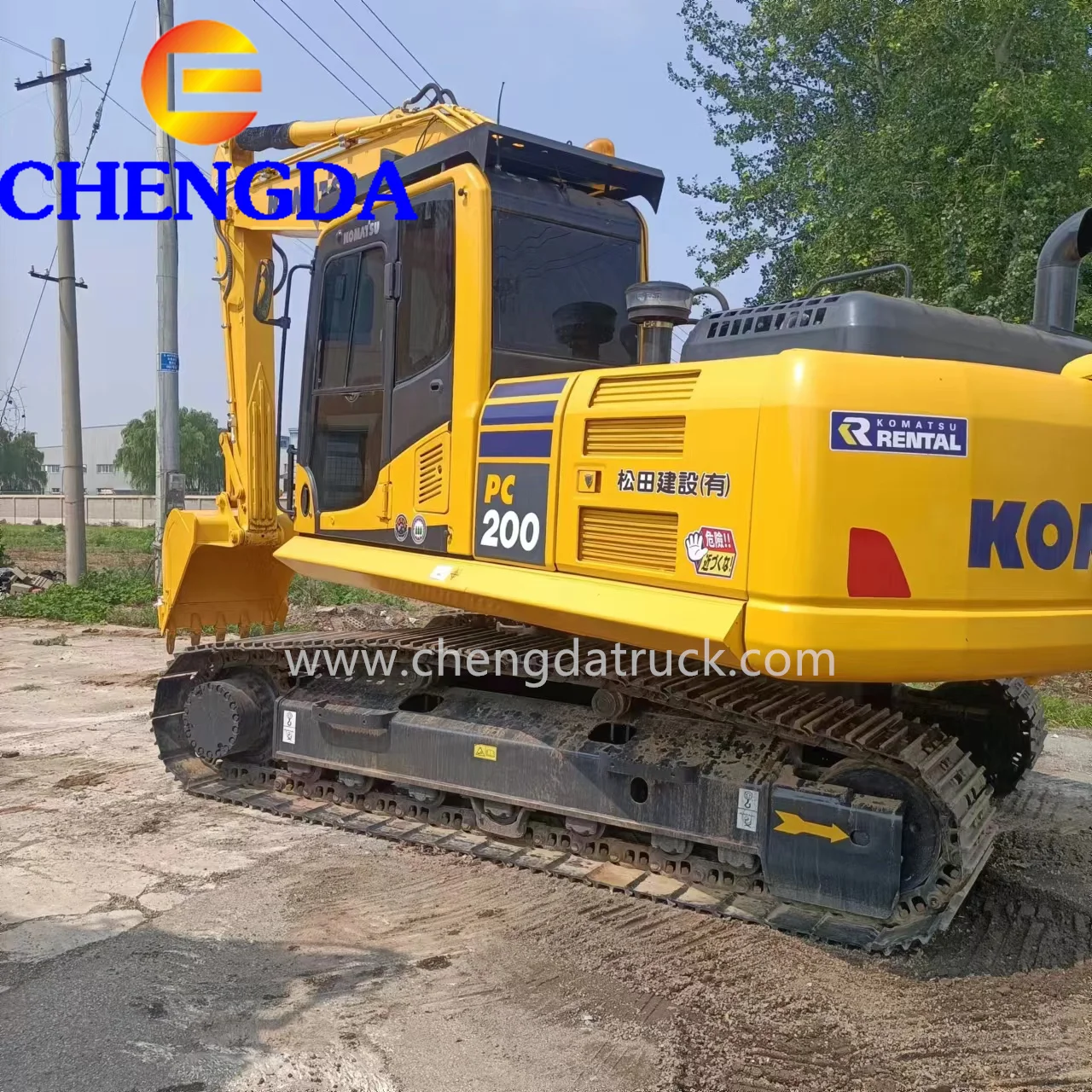 Дешевая используемая Землеройная техника Komatsu PC200 210 220 экскаватор для продажи