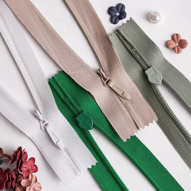 Free Sample Service Garments Accessories Close-End Zipper Pulls for Pillowcase Dress #3 Selvage Invisible Nylon Zipper