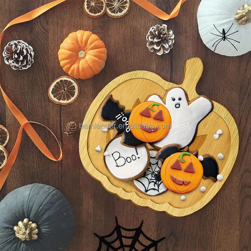 Halloween Pumpkin Shape Wood Charcuterie Cheese Board Bamboo Pumpkin Food Snack Serving Tray Plate Platter for Party Decoration