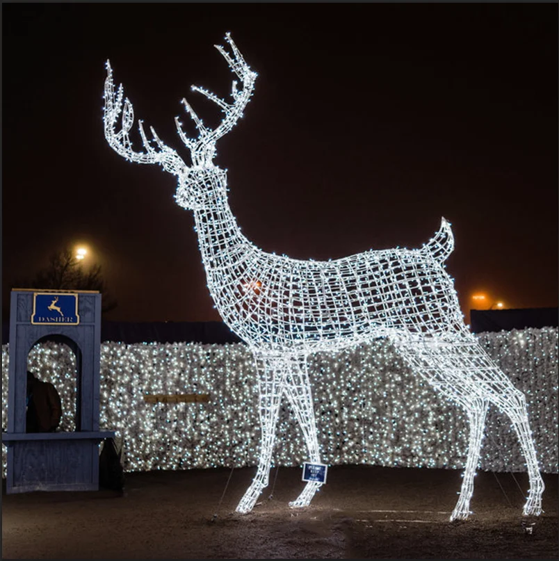 Pre lit large 3D christmas motif light led reindeer outdoor