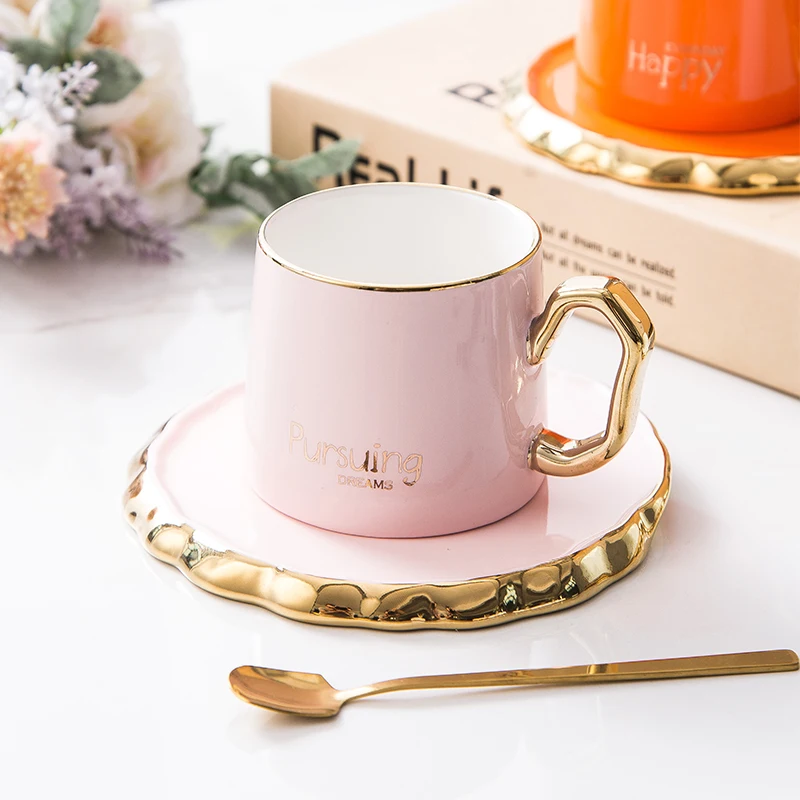New Product Luxury Design Gold Handle New Bone Turkish Tea Cup Afternoon Ceramic Coffee Cup And Saucer