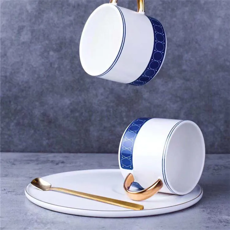 стиль элегантность тонкой Пользовательские печатных золотая ручка товары для дома керамика чай кофе чашки с блюдце