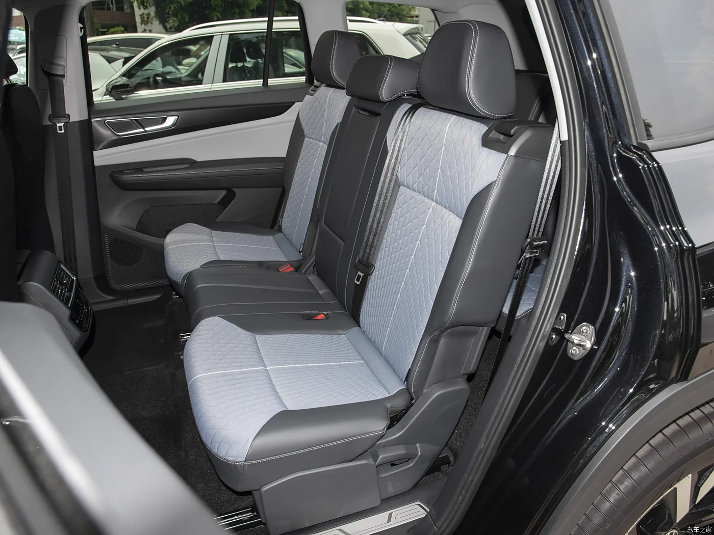 2024 VW Volks-wagen Teramont 330TSI Luxury Edition SUV Бестселлер полноразмерная электрическая бензиновая газовая автоматическая коробка передач FWD
