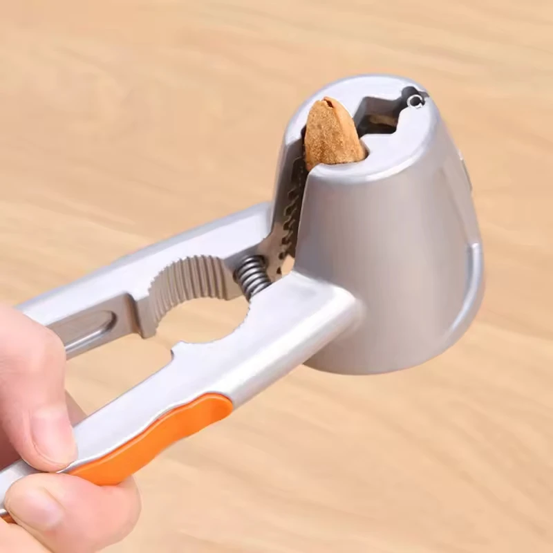 Aluminum Alloy Small Tools Multifunctional Shell Breaker Wholesale Walnut Cracker Clip For Kitchen Accessories