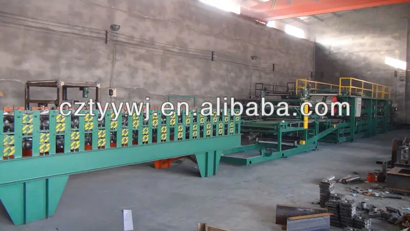 Extensive Usage Light Weight Roof/Wall Mineral wool Glass Wool Sandwich Panel Production Line