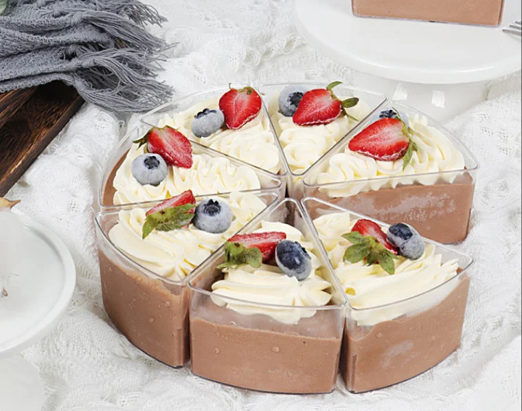 High Quality Arc Triangle Plastic Dessert Ice Cream Cups customized PS Clear Plastic Mousse Cake Pudding Cups