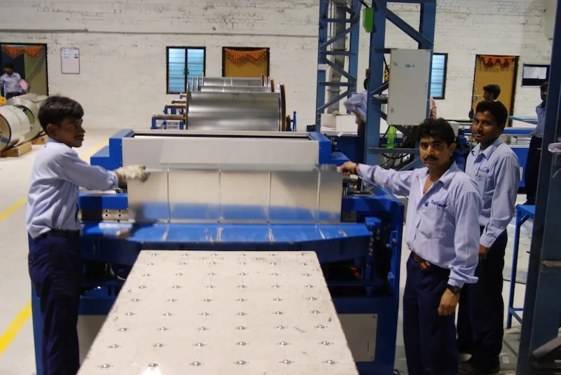 AML-1550mm Rectangular air duct automatic making machine