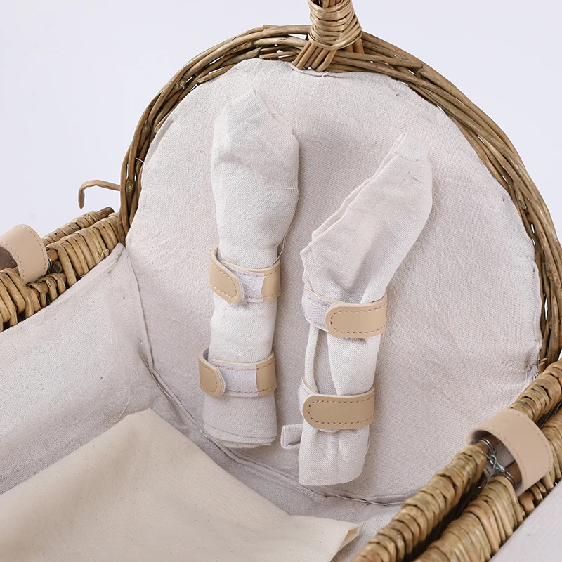 Open Weave Optima Picnic Woven Basket Craft For 6 Person