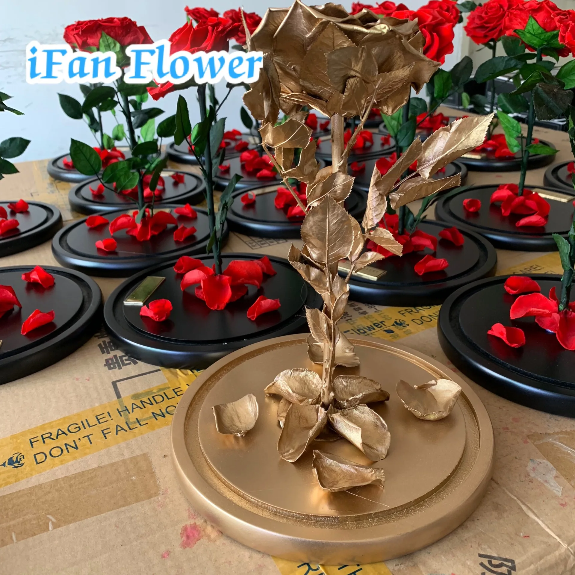 Beautiful UNITED ARAB EMIRATES flag real preserved roses eternal rose wholesale