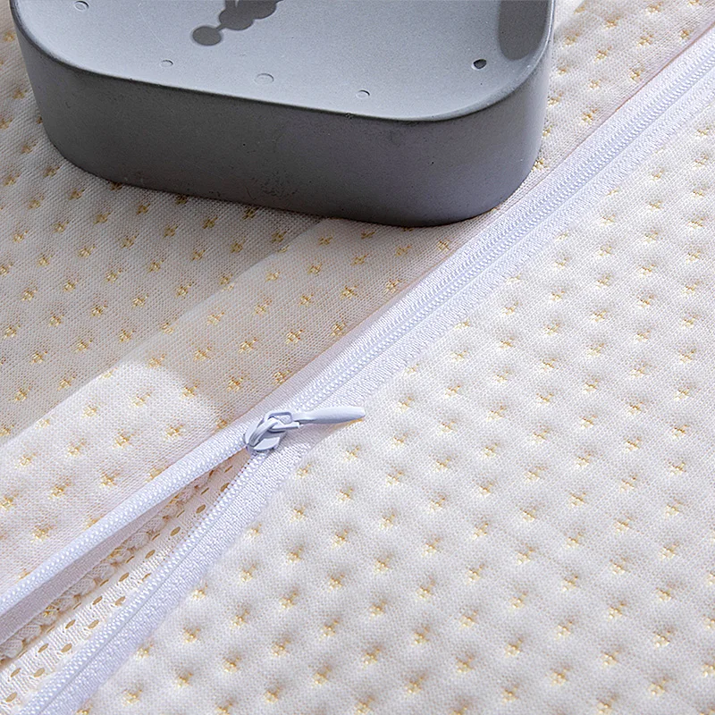 Classic King Size Soft Latex Pillow With Knitted Pillowcase