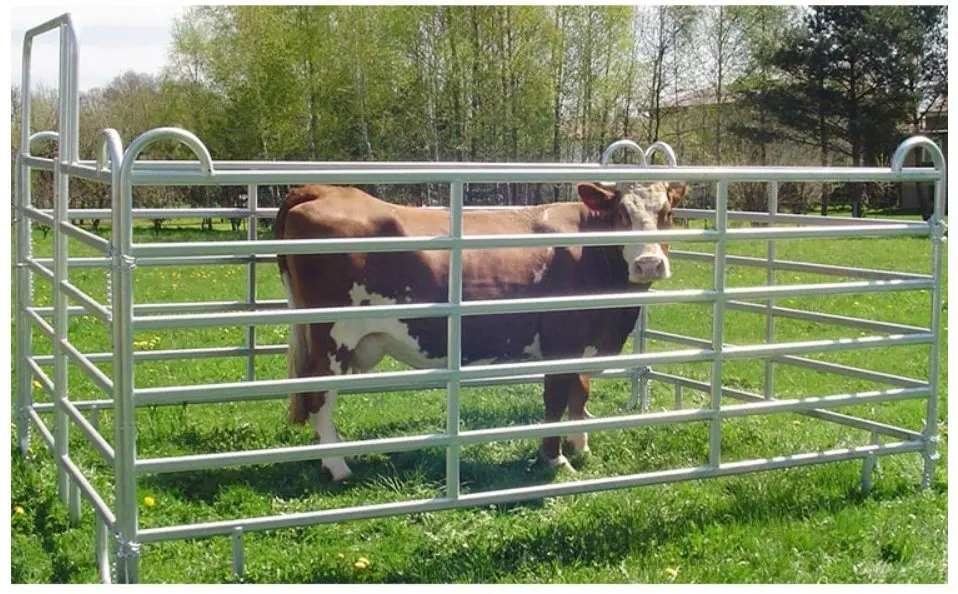 2024 Hot sale Cheap Field Yard Horse Goat sheep corral panels Farm Fence Panels Cattle Fence on Farm with high quality