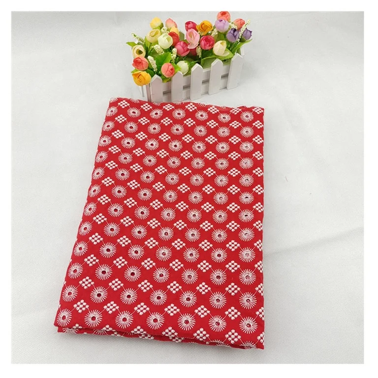 Топ Модные китайские ткани с вышивкой окрашенные ткани хлопчатобумажная вуаль с вышивкой ушками края ткань для платья