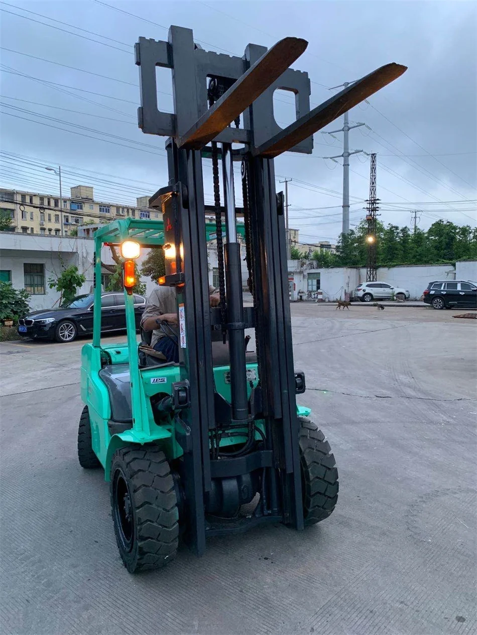  Прочный японский Mitsubishi 3ton FD30T использованы дизельный вилочный