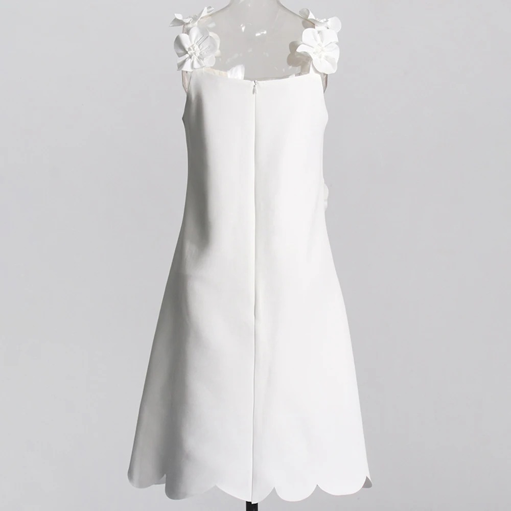 TWOTWINSTYLE Elegant Temperament Three-Dimensional Flower Design High-Grade Sexy Solid Color Halter A-Line Dress