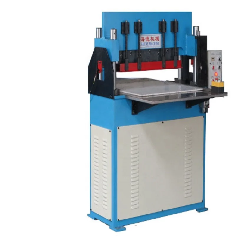 Zigzag pattern swatch book cutting machines