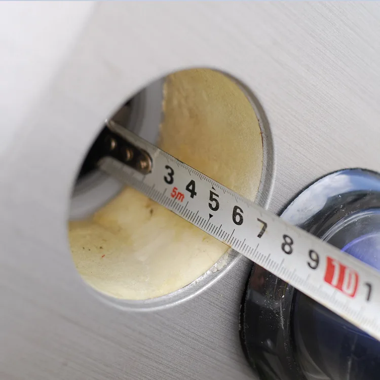 2024 Stainless Steel Vacuum Tube Solar Collector 240L Solar Water Heater for Shower Room