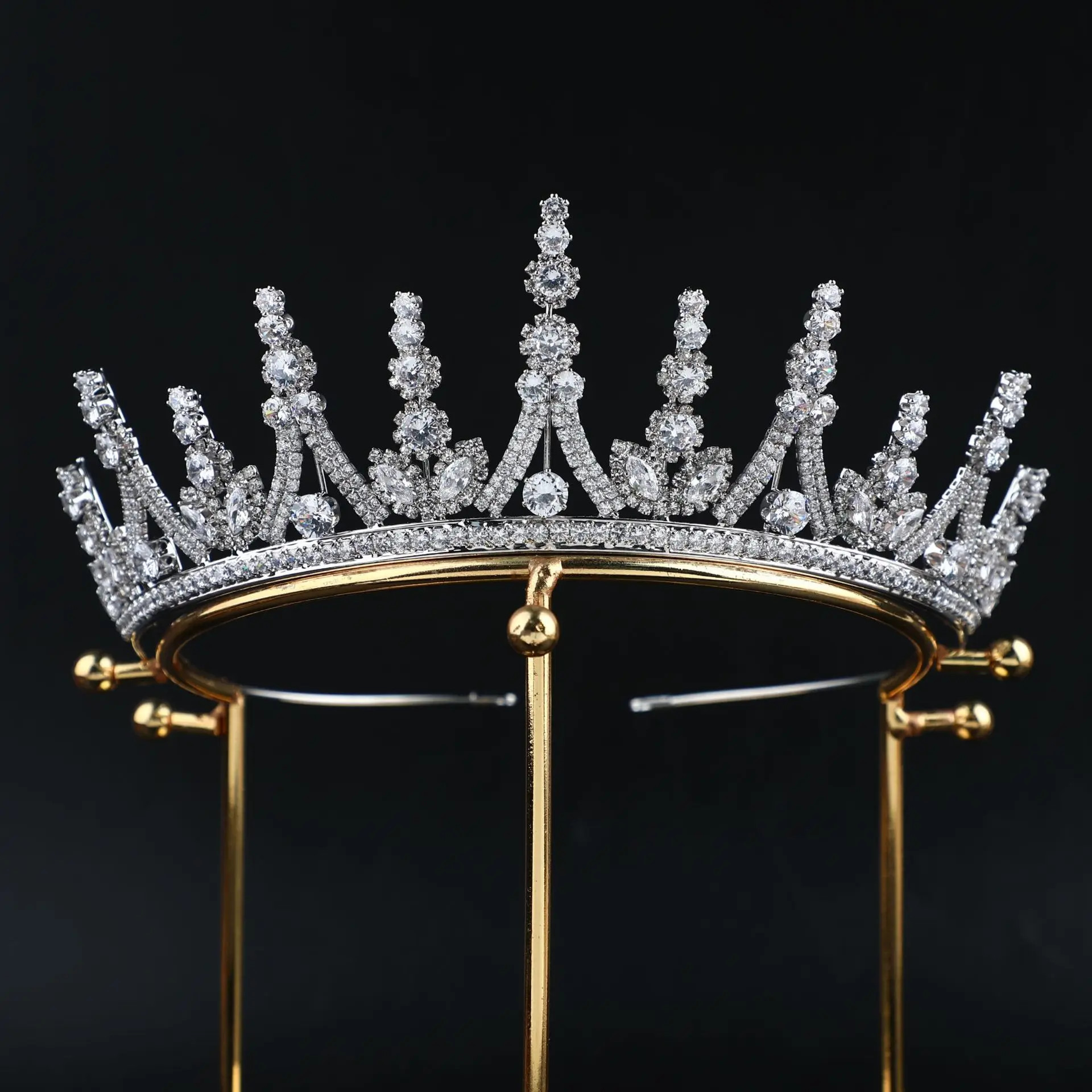 2022 Bride crown European and American wedding bride headwear 24K gold-plated high-end zircon crown beauty pageant crown