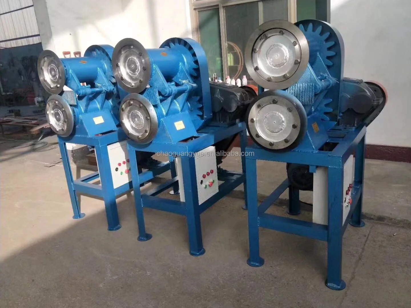 Semi Automatic Used Tires Processing Equipment / Tire Recycling Equipment Prices / Waste Tire Recycling Rubber Powder Machine