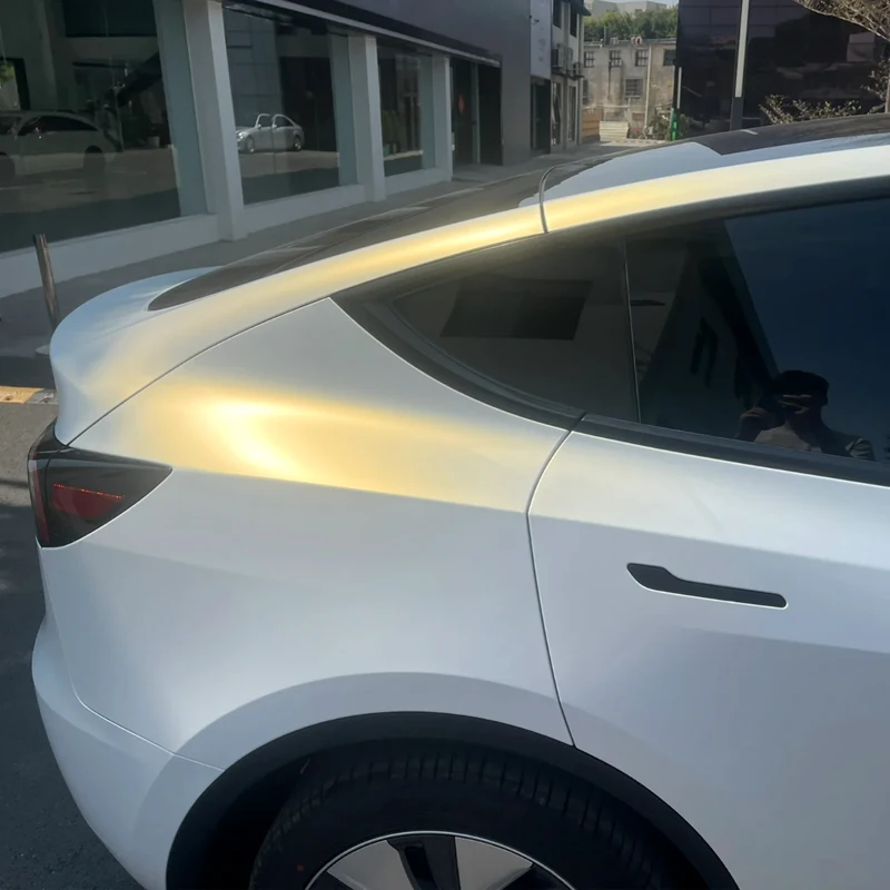 Custom White Turns Gold TPU Color Changing Film Color PPF Paint Protection Film Roll Car Wrapping Film Color Change Foil
