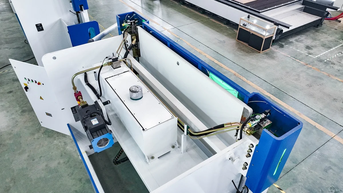 CNC 170T3200 Full electric hydraulic press brake sheet metal fabrication manufacturing bending folder machine