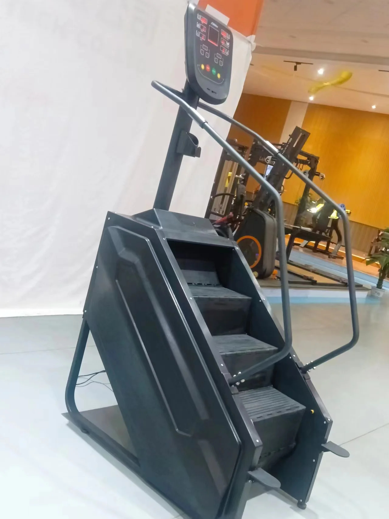 Factory Supplier Wholesale Fitness Gym Climbing Stepper Machine Stair Master