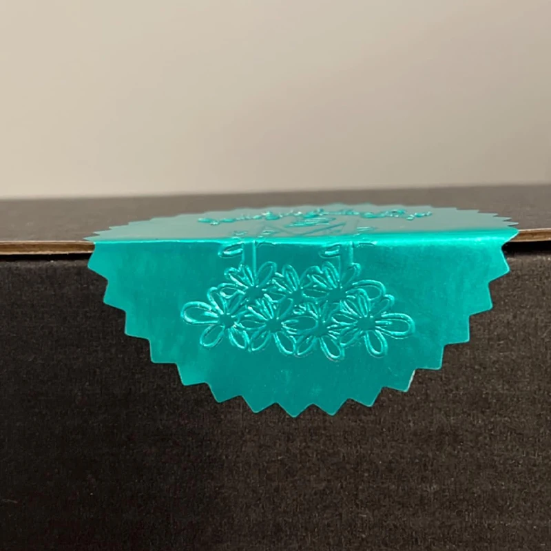 Gold Metallic Serrated Edge Sealing Stickers for Sealing Awards Embossing Certificates and Envelopes