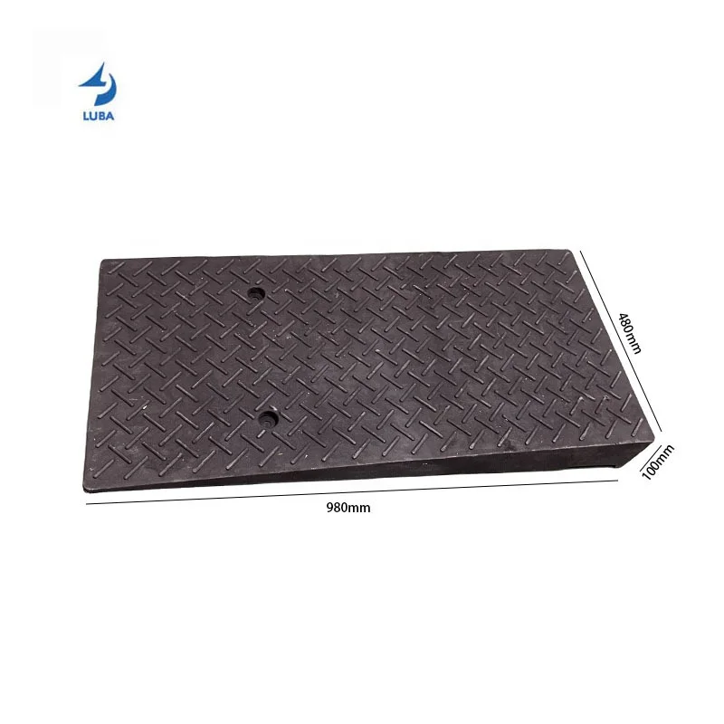 980*480*100mm High Quality Rubber Plastic Flooring Road Kerb Traffic Safety Curb Ramp