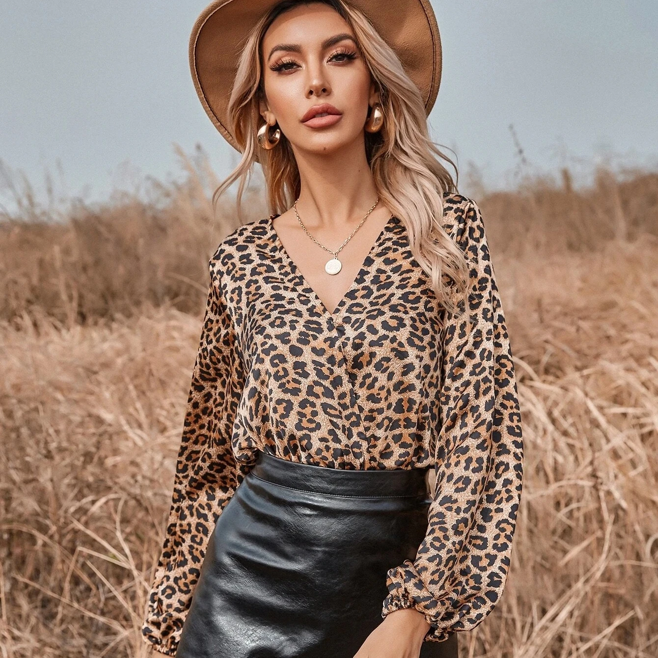 Производитель на складе по низкой цене с леопардовым принтом с запахом спереди с длинным рукавом Женская Повседневная блестящее сексуальное боди
