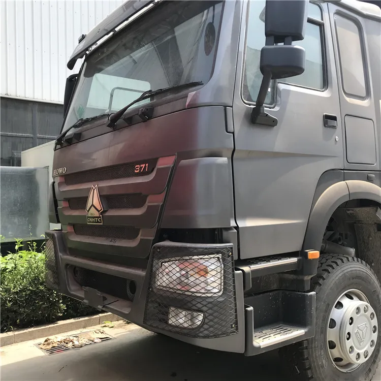 In Jamaica Low Price Sinotruk Howo 8x4 30 Ton Tipper Truck Specifications box  truck