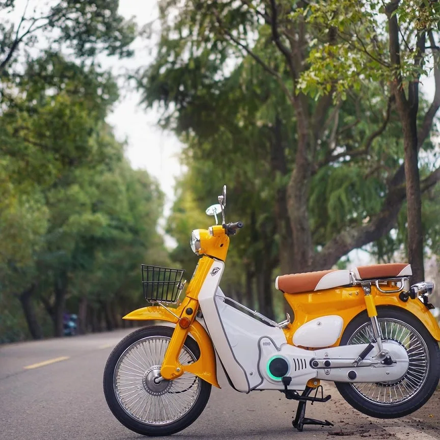 Good Price Adult Chinese Motor Scooters Resistant Cub Bikes Cub Underbone Bikes E Mid Drive Elegant Motorcycles