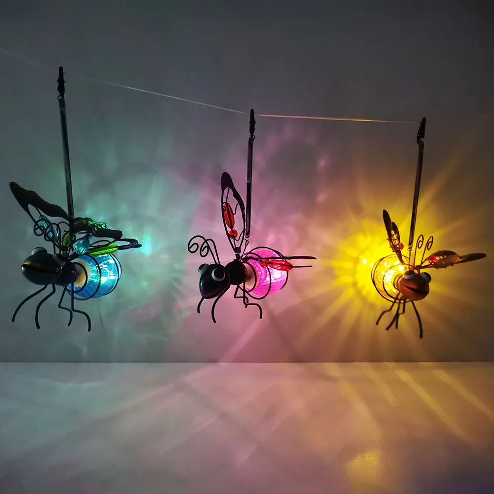 Solar-Powered Hanging Metal Ladybug Light Garden Decor Lady Sculpture With Bouncy Springs Summer Outdoor Art Decorations W24-688