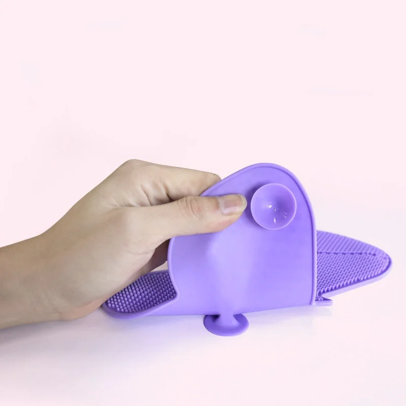 Creative silica gel scrubbing flap suction cup mat beauty cosmetic hairbrush cleaning