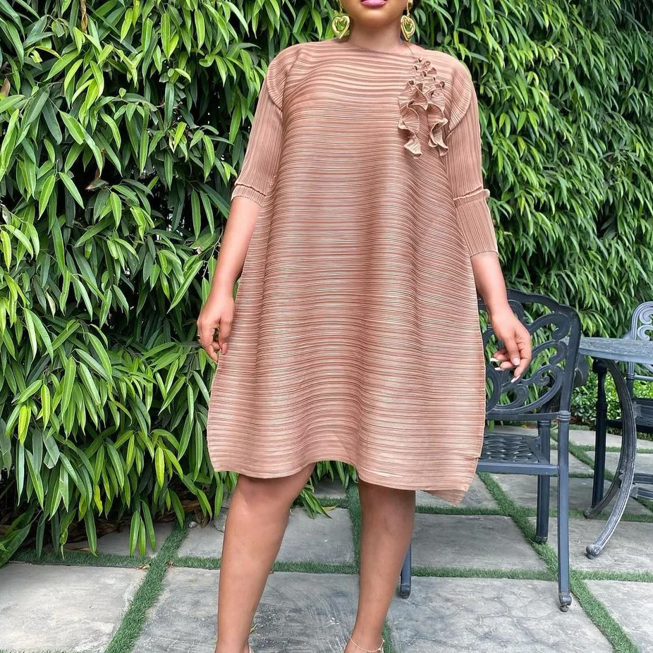 2023 оптовая продажа Повседневное платье однотонная женская одежда больших размеров летние наряды повседневное женское