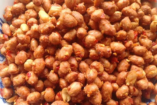 Premium Organic Fried Peanuts with Garlic and Chili 12-Month Shelf Life Dried Seafood Snack Box Packaging Food Grade