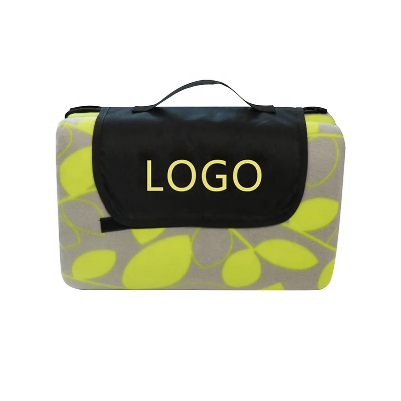 All Seasons Foam Filling Foldable Custom Waterproof Picnic Mat