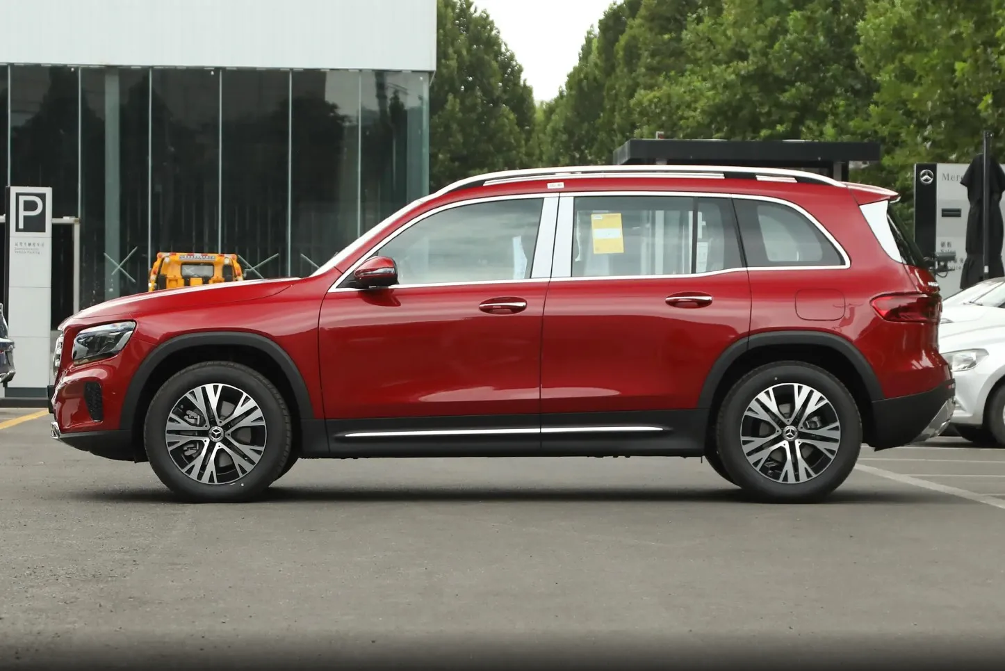 Brand New for Mercedes Benz GLB 5-Door SUV 2023 2024 Car