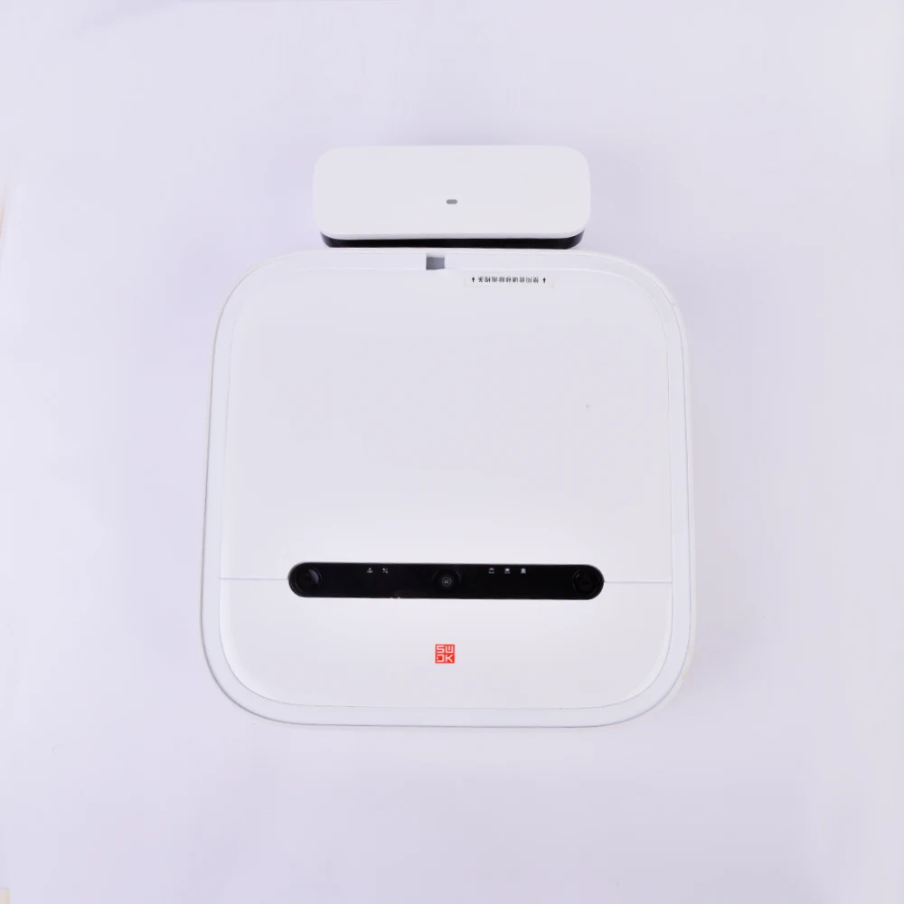 Sweeping robot