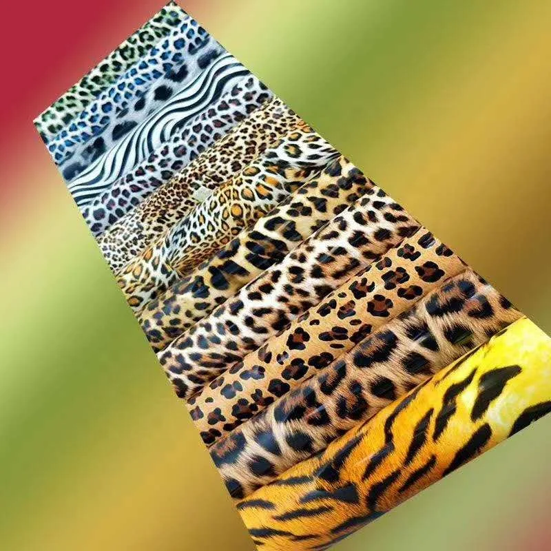 2021 PU Materials Leopard Animal Printing Patterns 50 Meters HTV Roll Decorative Patterns Heat Transfer Vinyl For Clothing