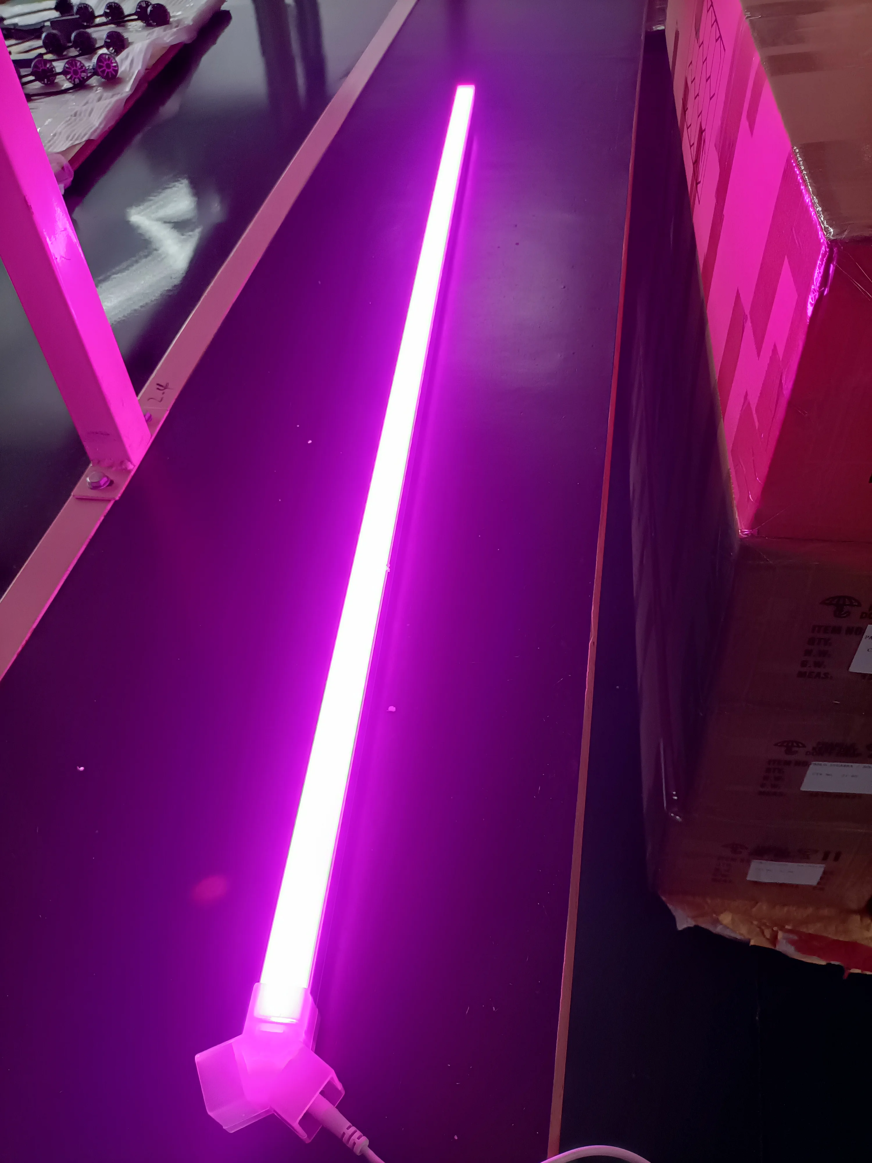 Customized Color Purple Blue Pink Led Honeycomb hexagon hex-grid Light Ceiling Detailing Lamp