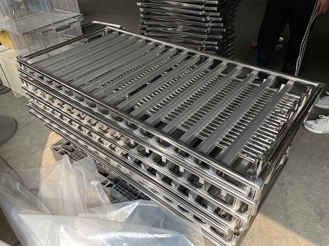 Kitchen Equipment Stainless Steel Metal Bread Baking Pan Rack Trolley/Dehydration Trolley Oven Rack with Customized Size