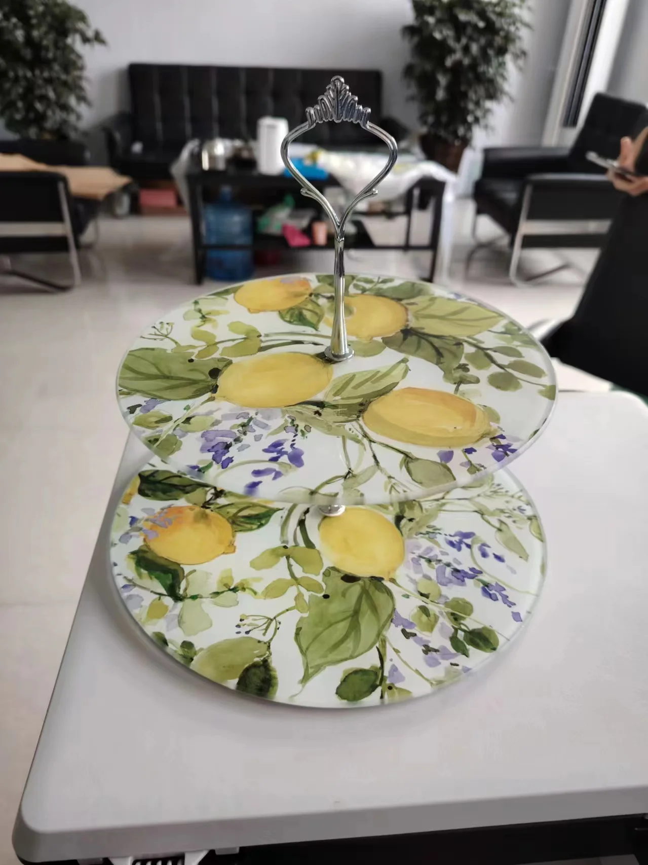 Luxury 2 tiers round shape tempered glass serving trays/cake stand/rotating plates
