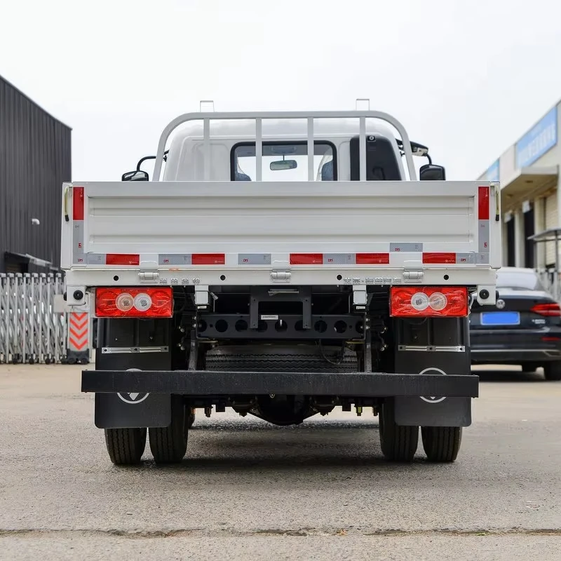 cheap price brand new foton truck lights 4x2 6 wheels 146hp LHD RHD 1 ton 1.5 ton 2 ton light truck on sale