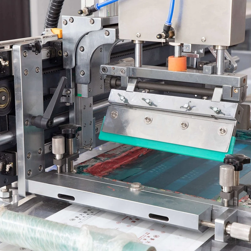 High Precision Fully Automatic Servo Motor 2 Colors Polyester Satin Ribbon Care Labels Screen Printing Machine