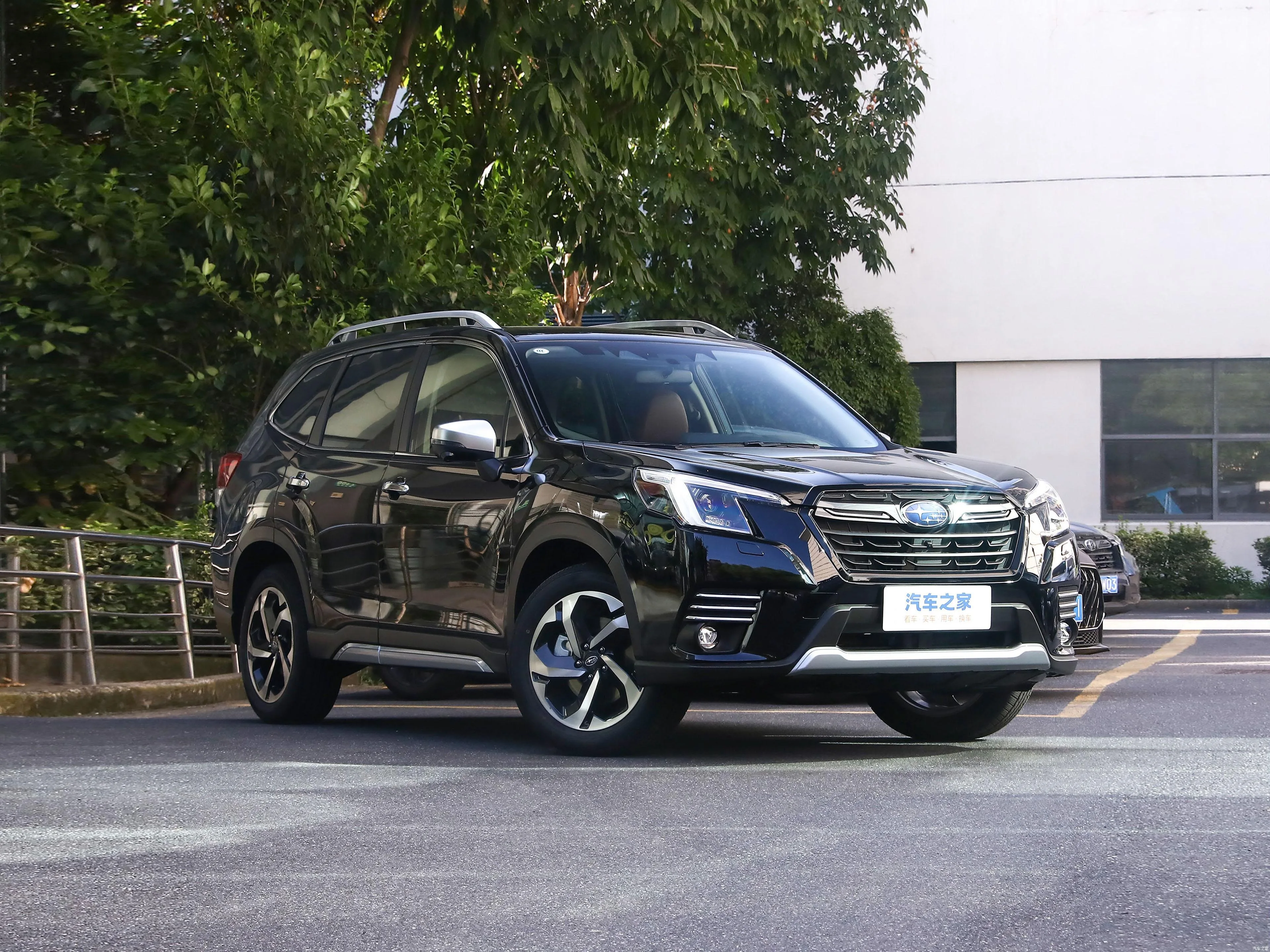 2024 Subaru FORESTER Deluxe Edition 5-дверный внедорожник 5-местный газовый/бензиновый 2.0i кожаные сиденья задняя камера левое Рулевое управление