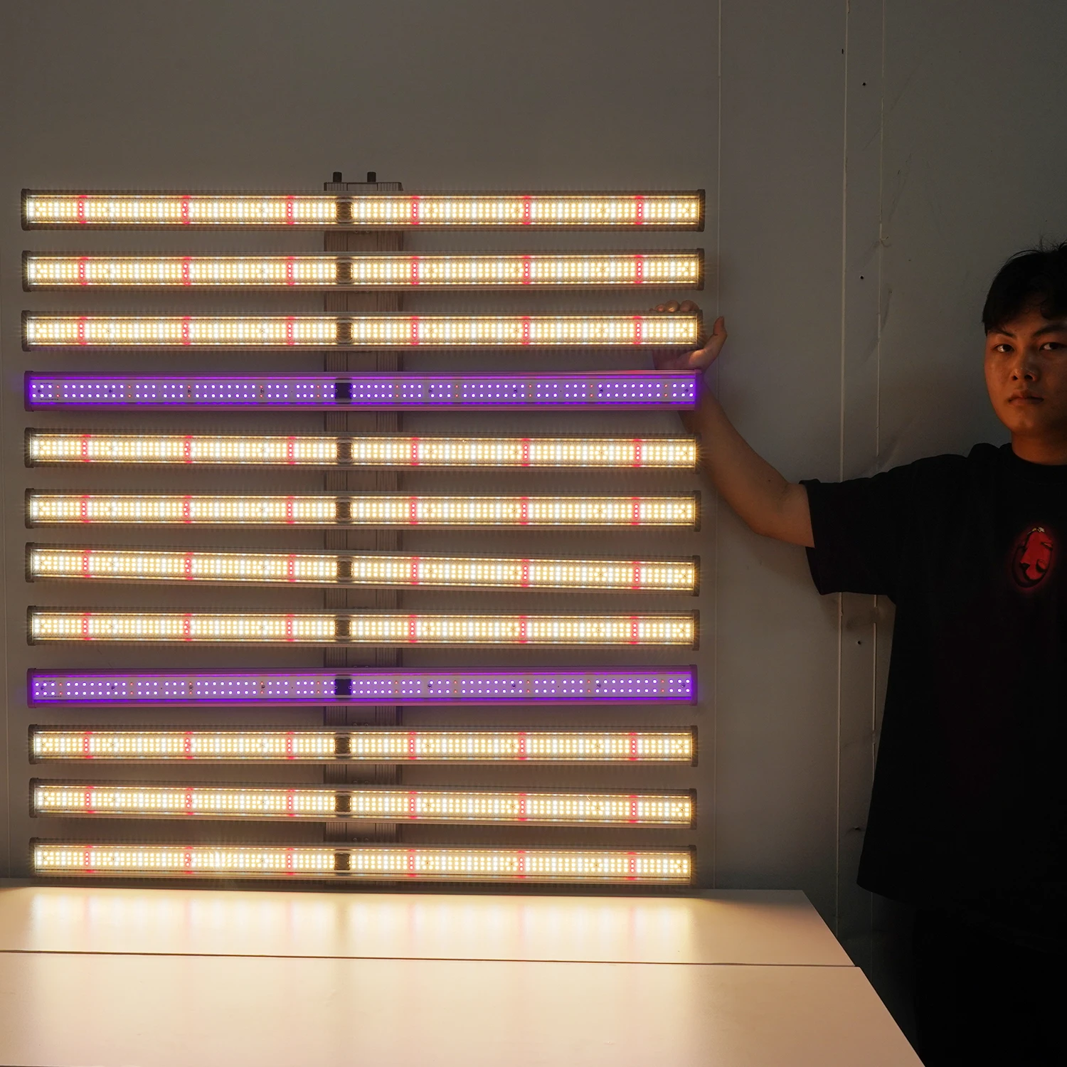 Ip65 Vertical Farming Plant 1060W Full Spectrum Hydroponic Lamp Led Grow Light Bar 3000K 3500K Samsang Chips For Indoor Plants